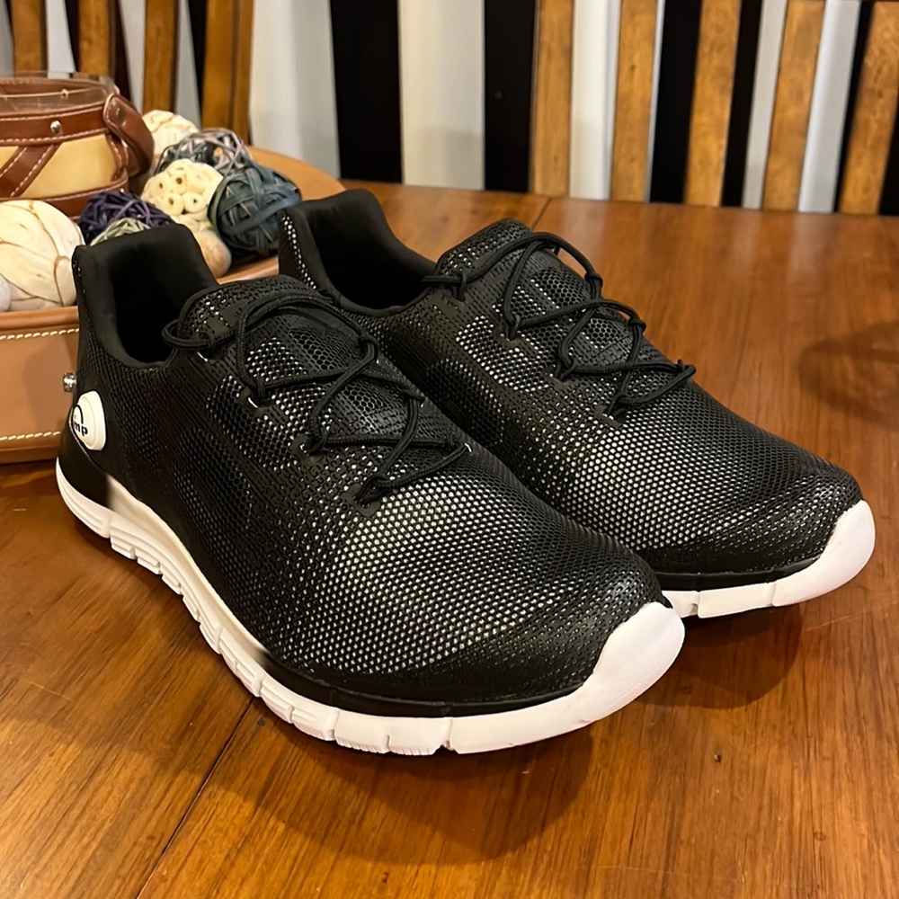 Reebok ZPump Fusion PU The Pump Shoes Sneakers new black V62808 Mens Size 8.5